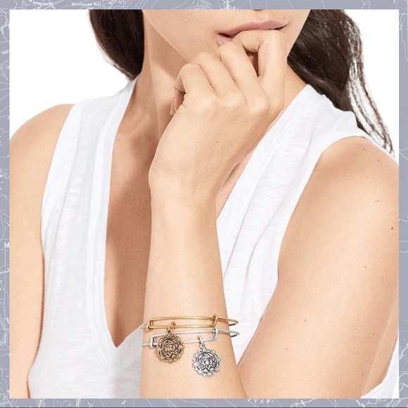 SOLD! x2- Lotus Peace & New Beginnings Bracelets NWT - Picture 1 of 16